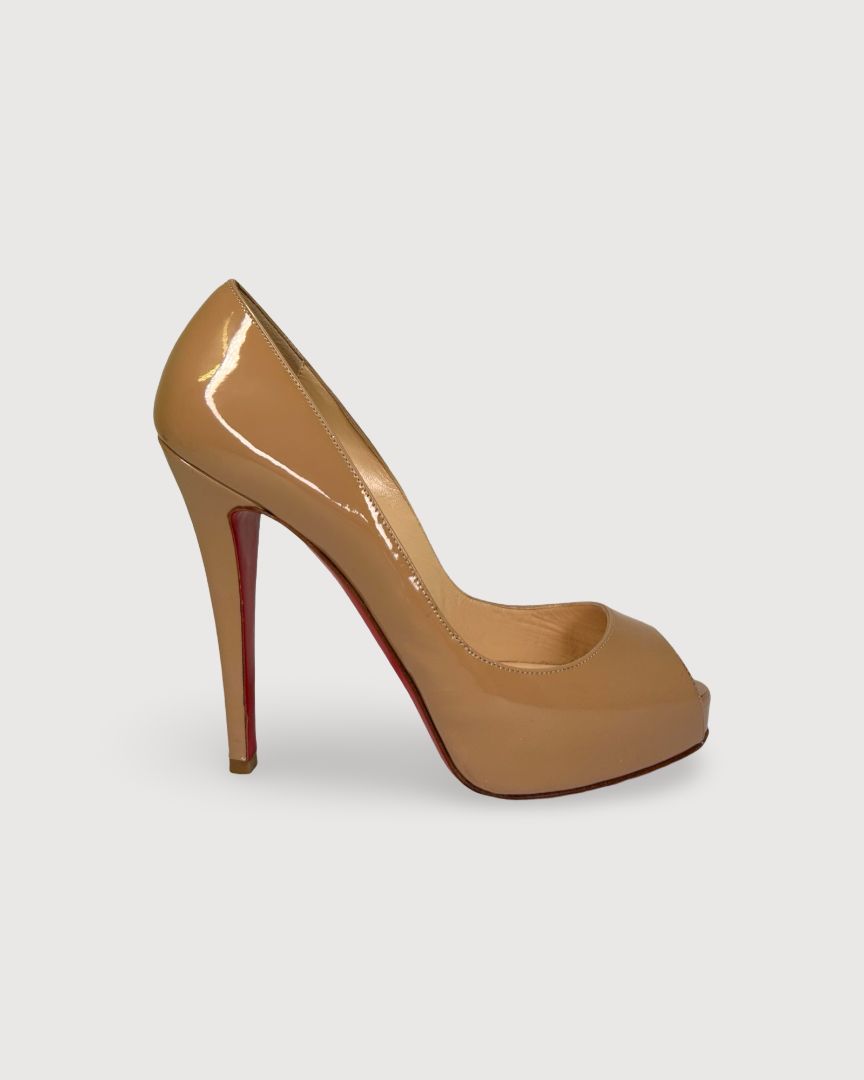 Nude Christian Louboutin Shoes, 38