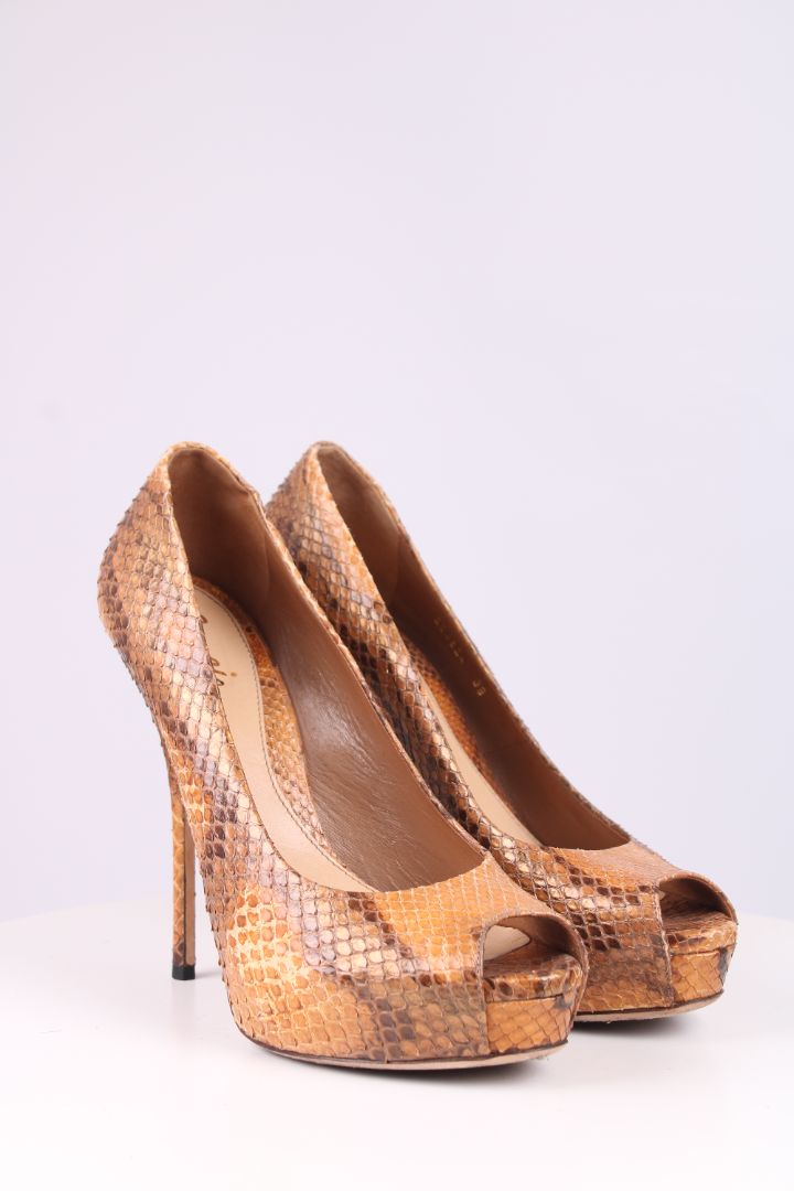 Gucci Python Peep toe heels Snakeskin 39