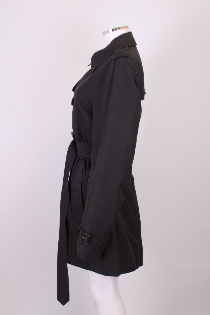 Burberry Kensington Medium Trench Coat Black M