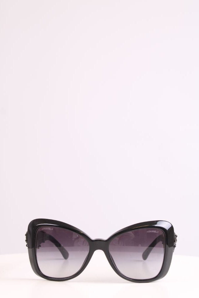 Chanel Camelia Sunglasses Black