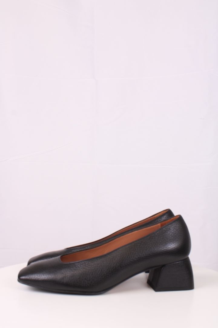 Farrutx Square Heel Black 37