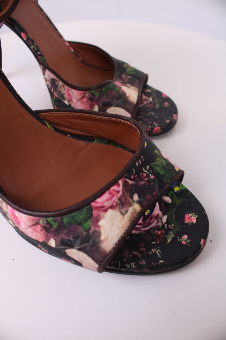 Givenchy Floral Print Sandal heels multicolour 39
