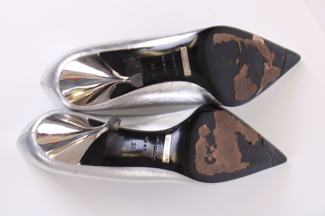 Dolce & Gabbana Leather pointed toe kitten heels Silver 39