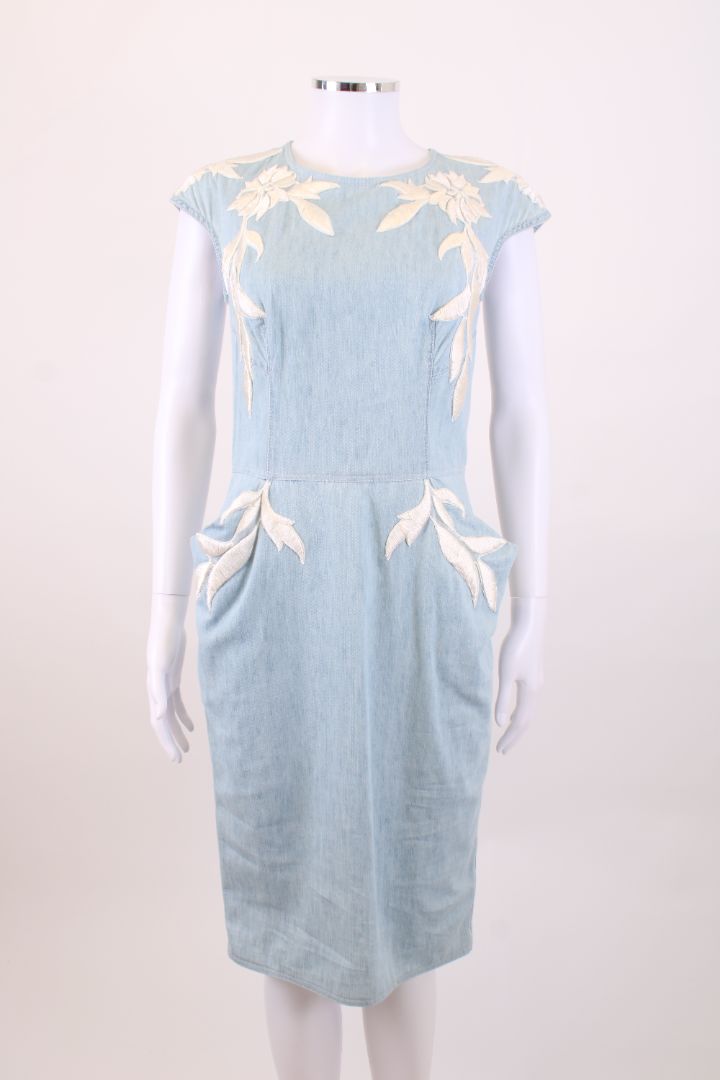 Ermanno Scervino S/S Embroidered Dress Blue/ White 10 Elite Preloved Ermanno Scervino S/S Embroidered Dress Blue/ White 10 Elite Preloved