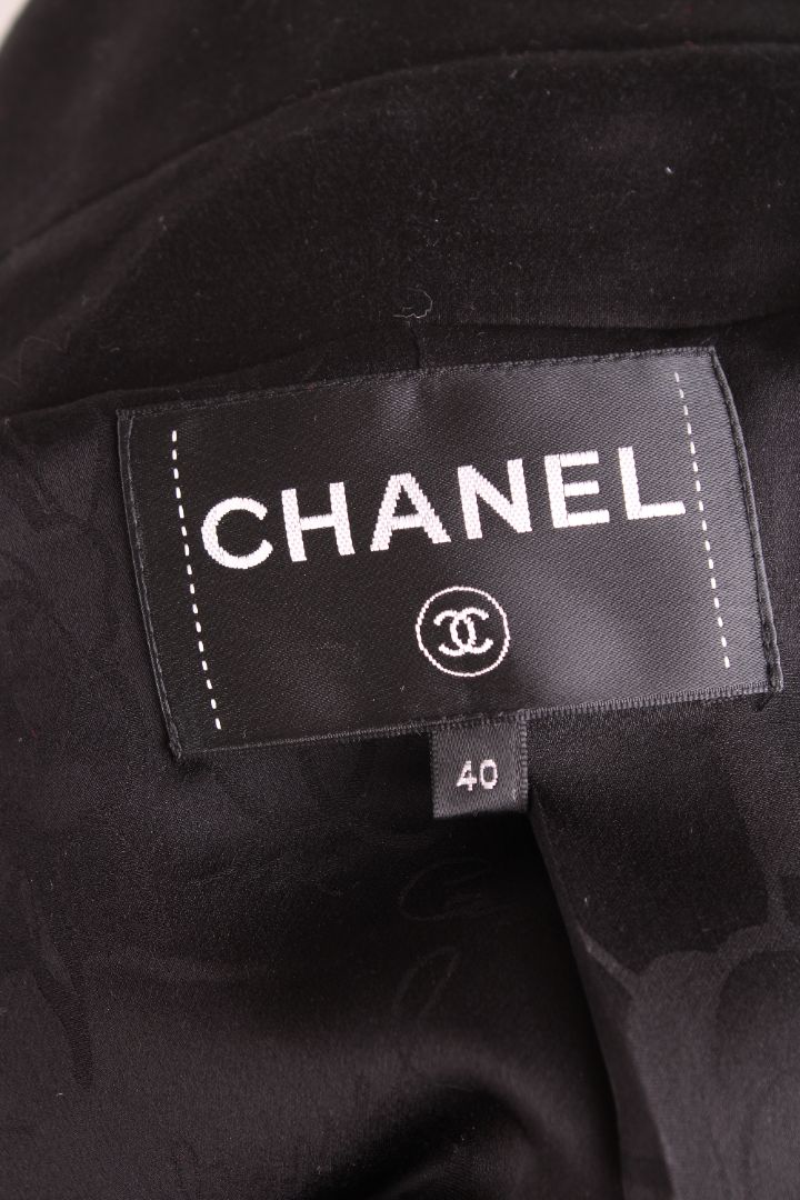Chanel 2017 Tweed Jacket Black Glitter Tweed 12