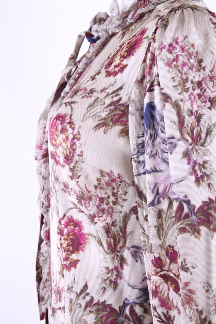 Dolce & Gabbana L/S Floral Pussy Bow Blouse Grey/ Plum S