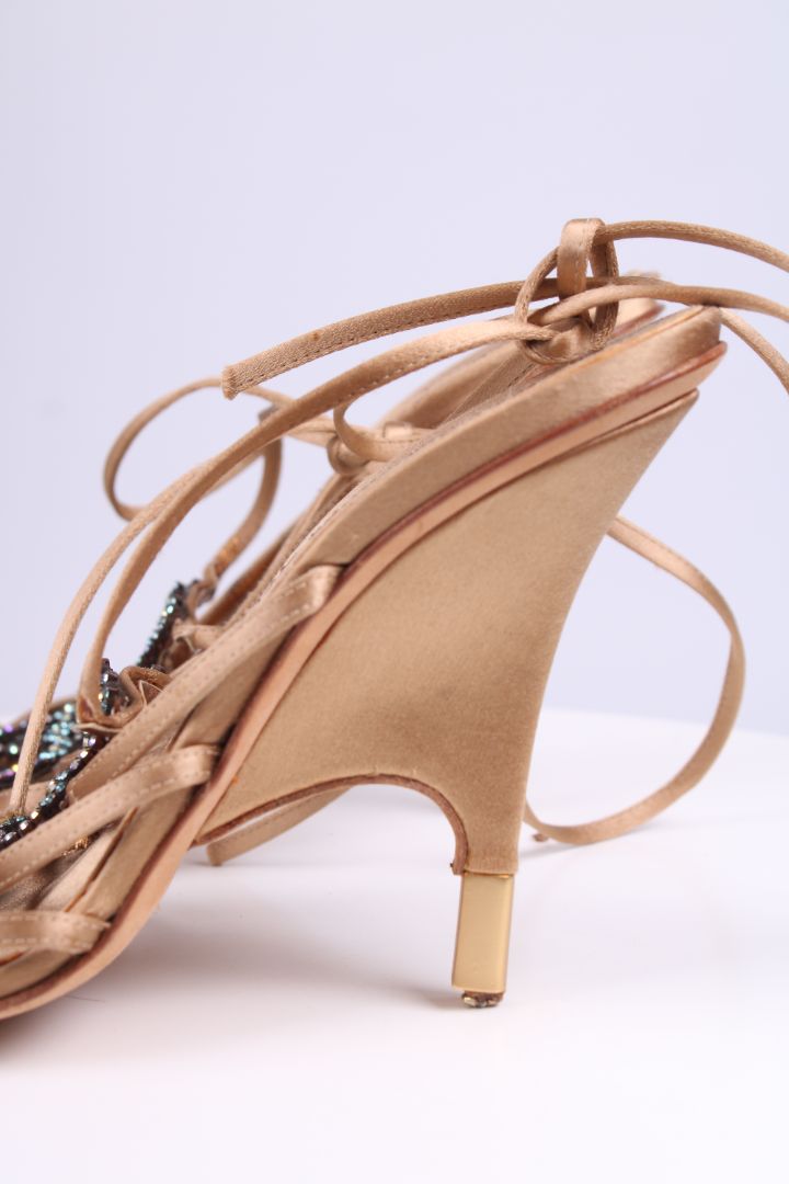 Giuseppe Zanotti Crystal flower strap heel sandals Gold/blue 39