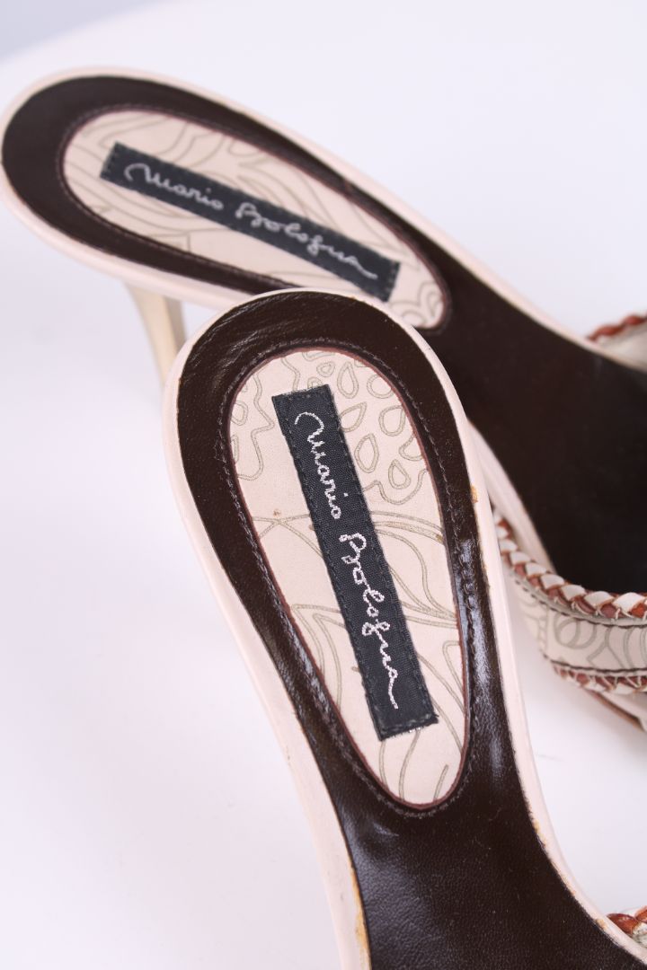 Mario Bologna Buckle Kitten Heels Cream 36