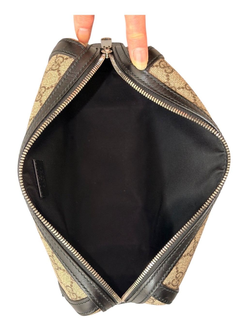 Gucci Beige GG Supreme Wash Bag