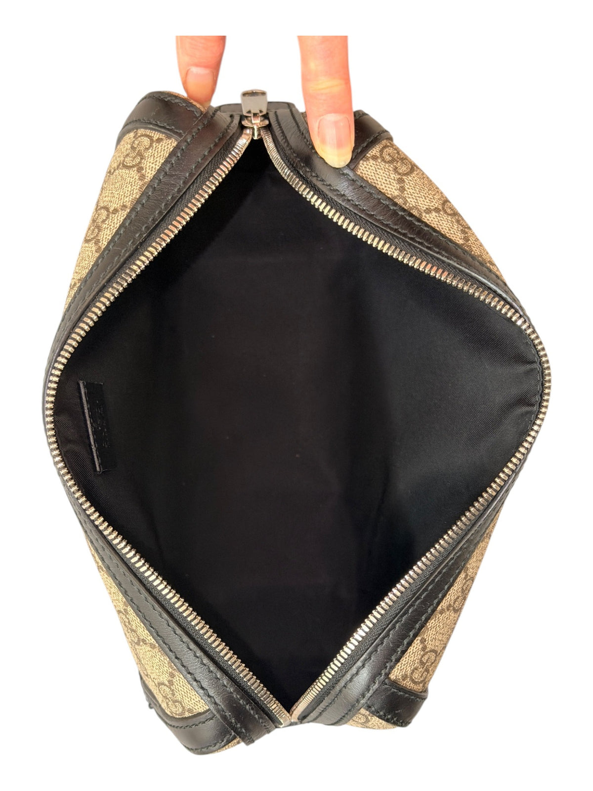 Gucci Beige GG Supreme Wash Bag