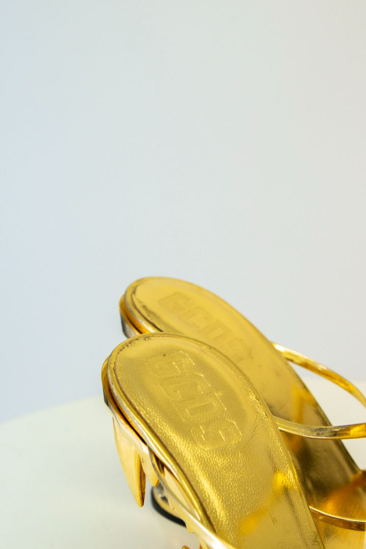 GCDS Marso Thong Teeth Heels Gold 38