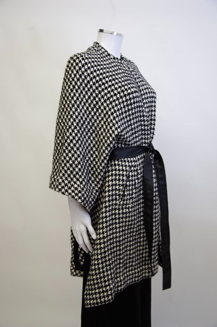 Maje Houndstooth Belted Cape Cream/ Black O/S