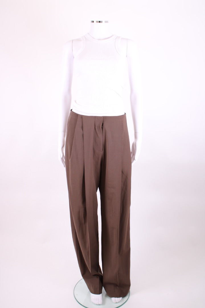 Low Classic Pleated Front Trousers Khaki M