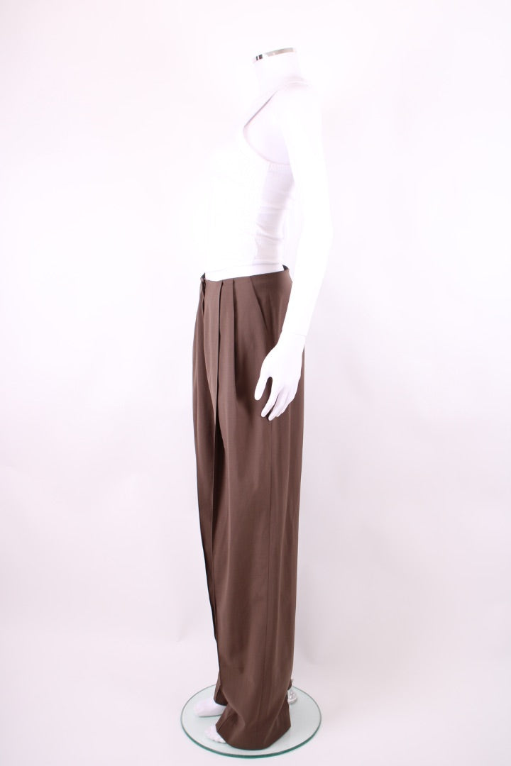 Low Classic Pleated Front Trousers Khaki M