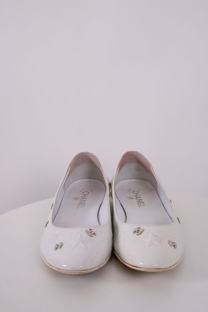 Chanel CC Star Embellished Glitter Flats White/ Silver 40.5