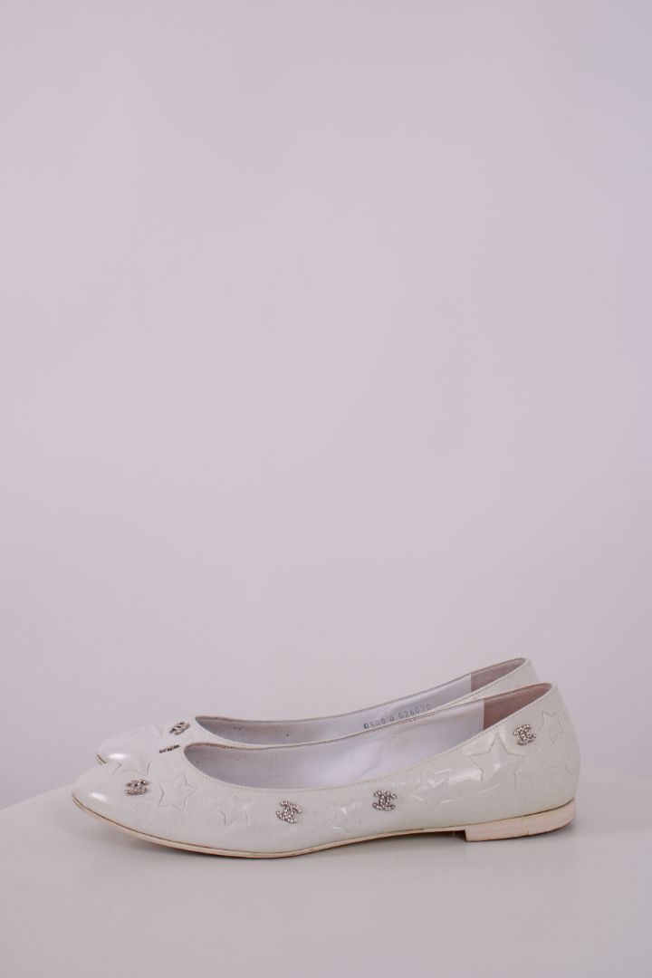 Chanel CC Star Embellished Glitter Flats White/ Silver 40.5