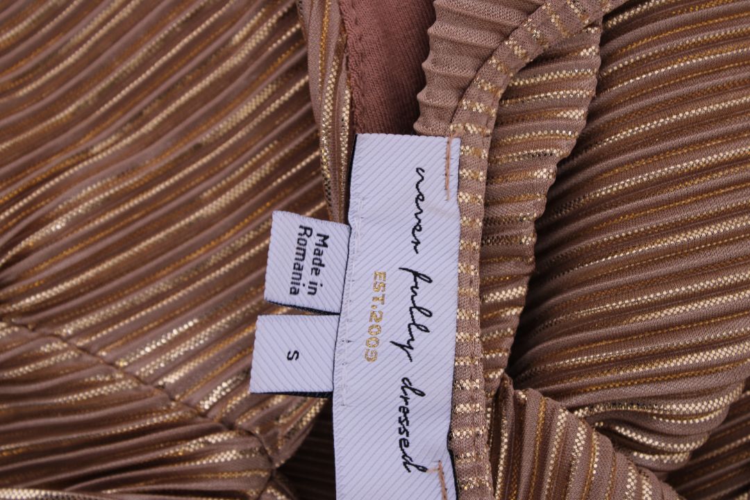 Never Fully Dressed Plisse Midi Dress Gold S