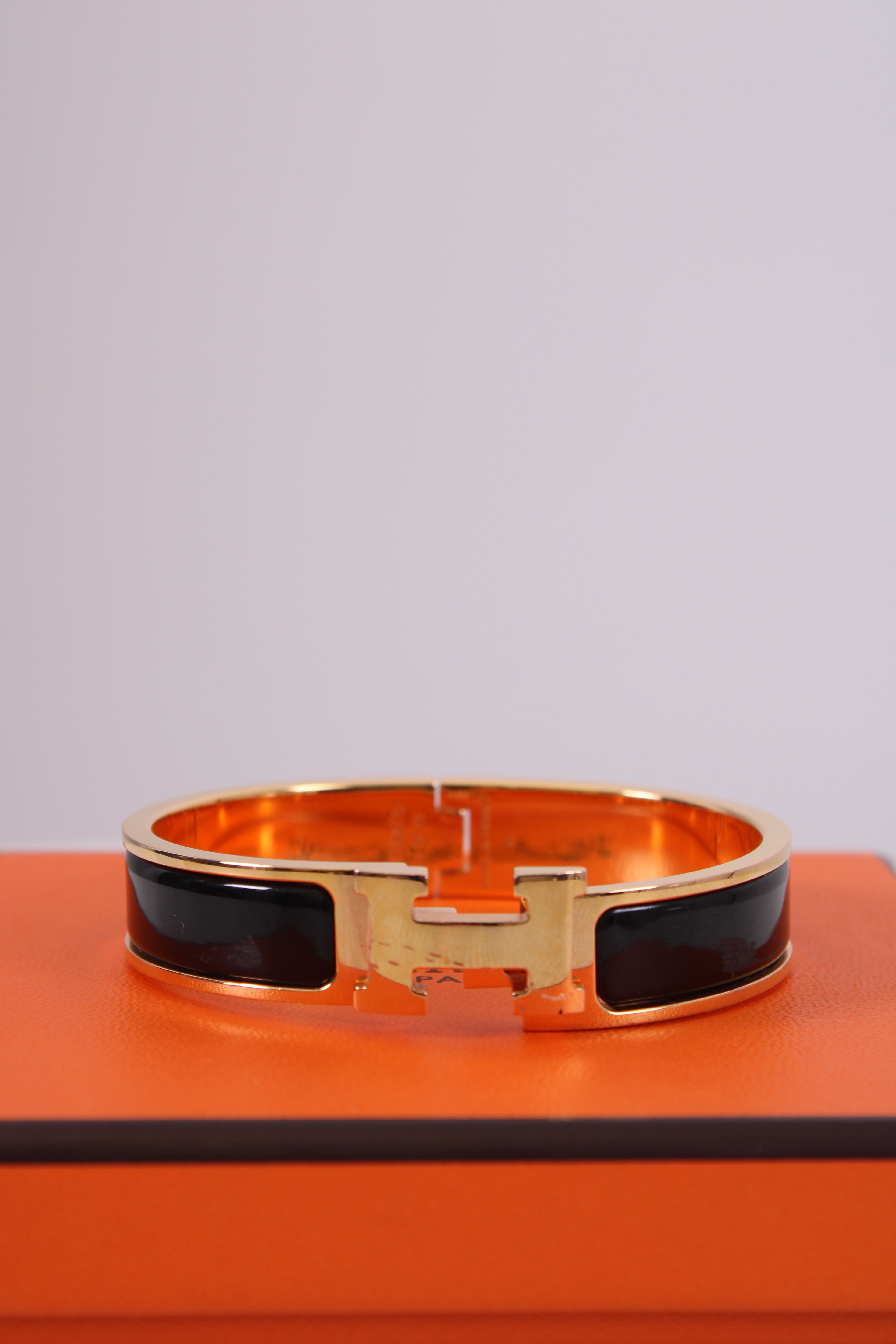 Hermes H Bracelet Black/ Gold
