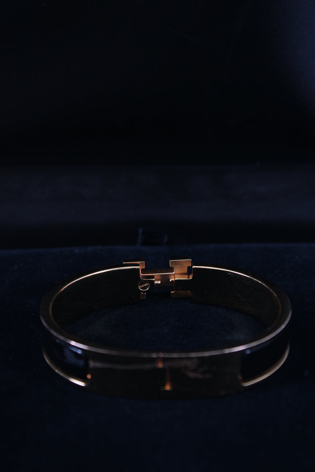 Hermes H Bracelet Black/ Gold