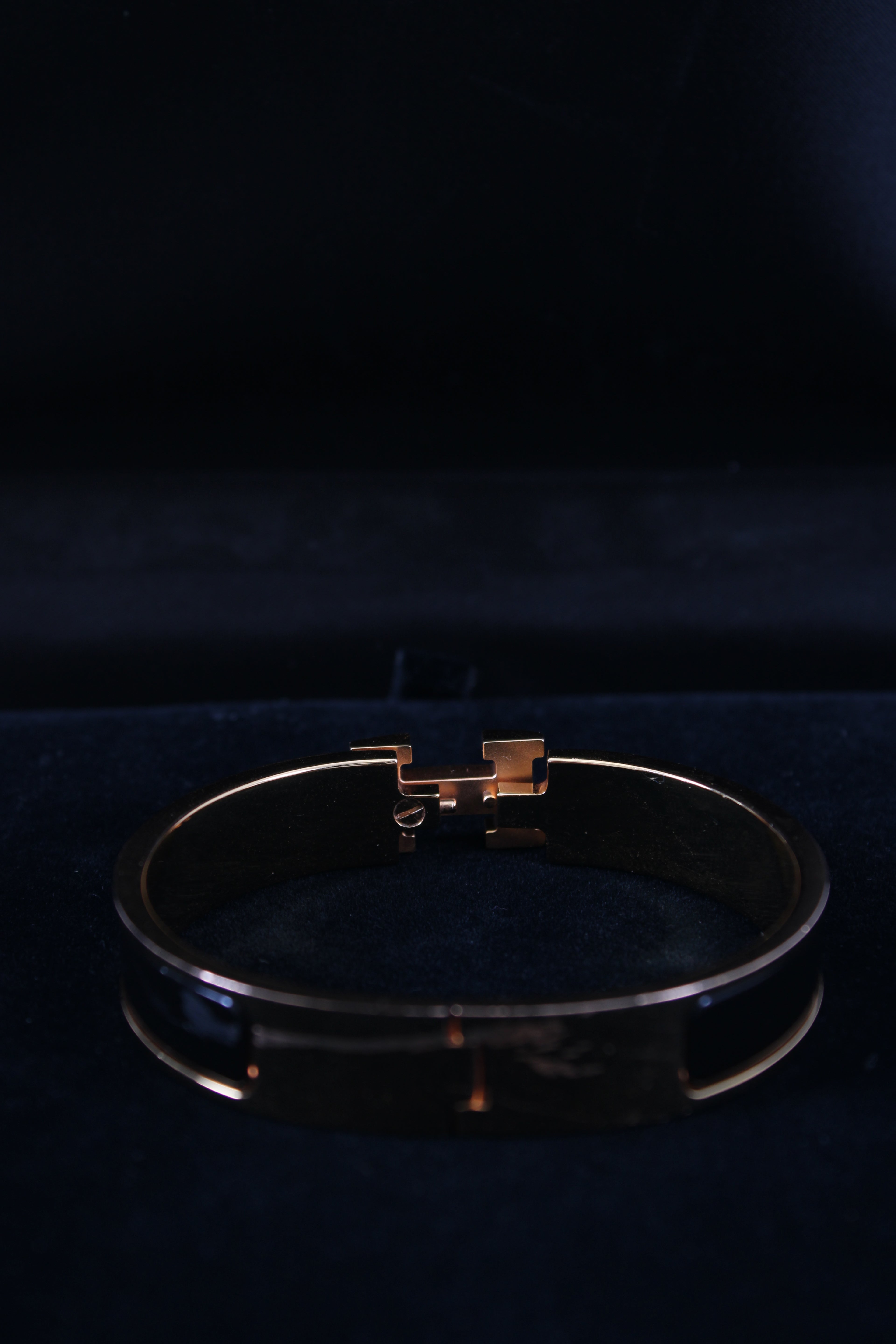 Hermes H Bracelet Black/ Gold