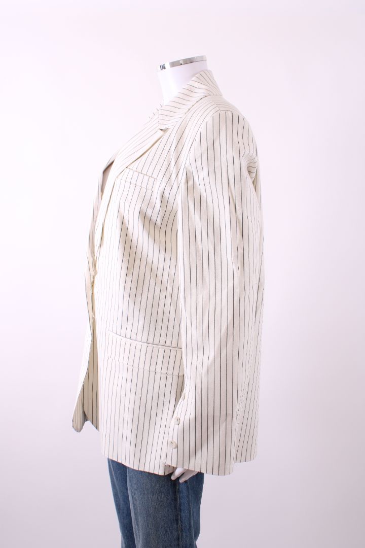 Levate Room Graham Pinstripe Blazer White/ Black 40