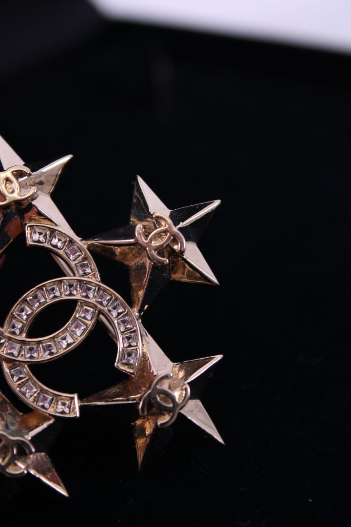 Chanel Crystal Star Brooch Gold