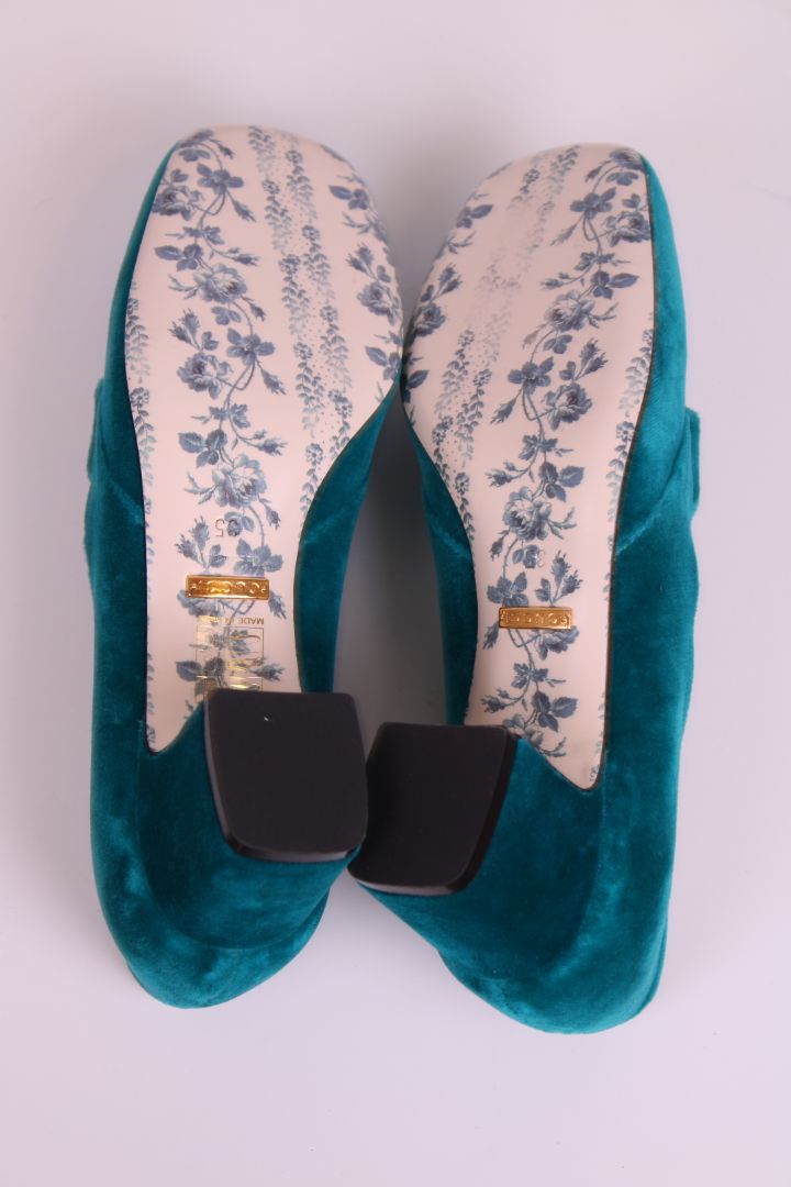 Gucci GG Velvet Heels Turquoise 35