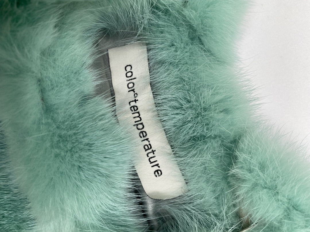 Green color temperature fur bag, S