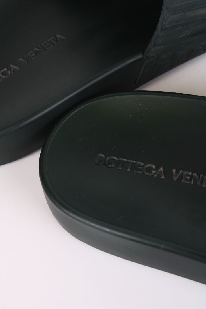 Bottega Veneta Sliders Green 10