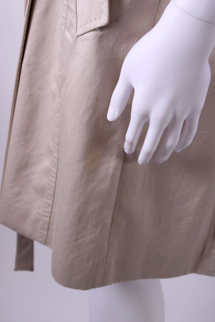 Carolina Herrera Sleeveless Trench Coat Beige S