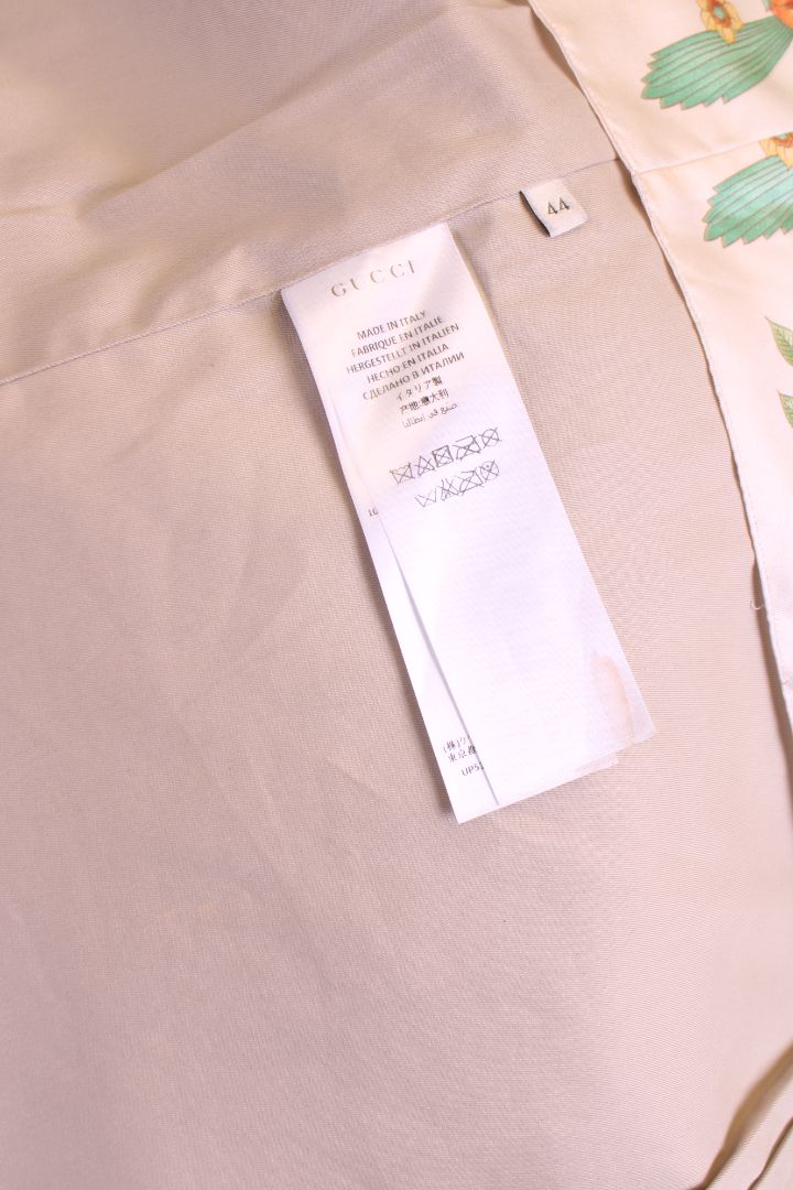 Gucci Pearl Button Trench Beige L