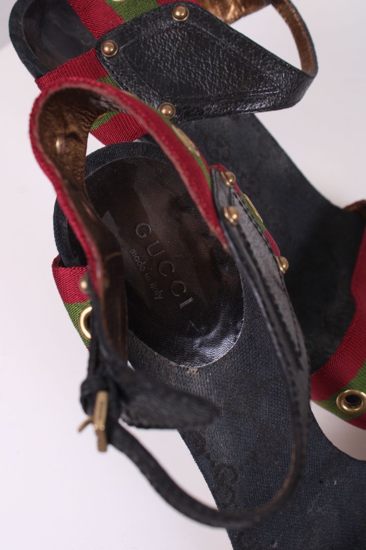 Gucci Green and red web strap sandal heels Navy/red/green 39