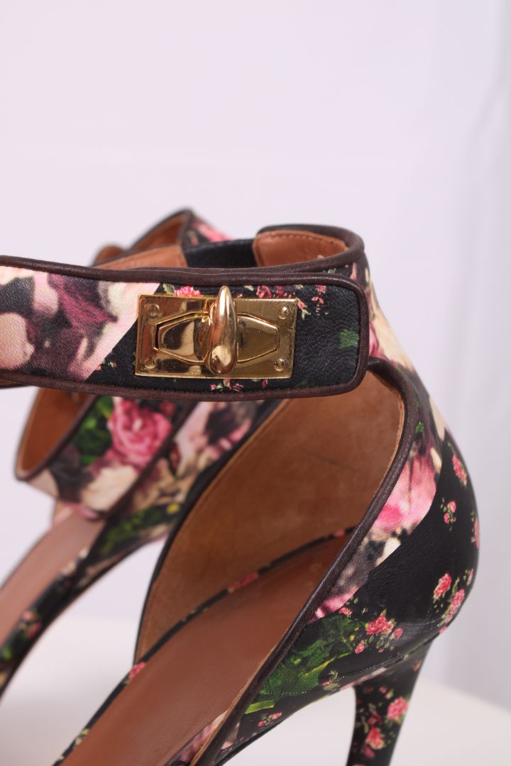 Givenchy Floral Print Sandal heels multicolour 39
