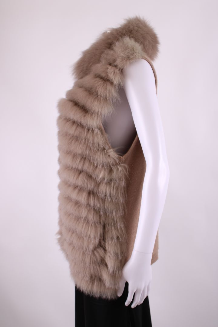 Max & Moi Fox Fur Gilet Beige M