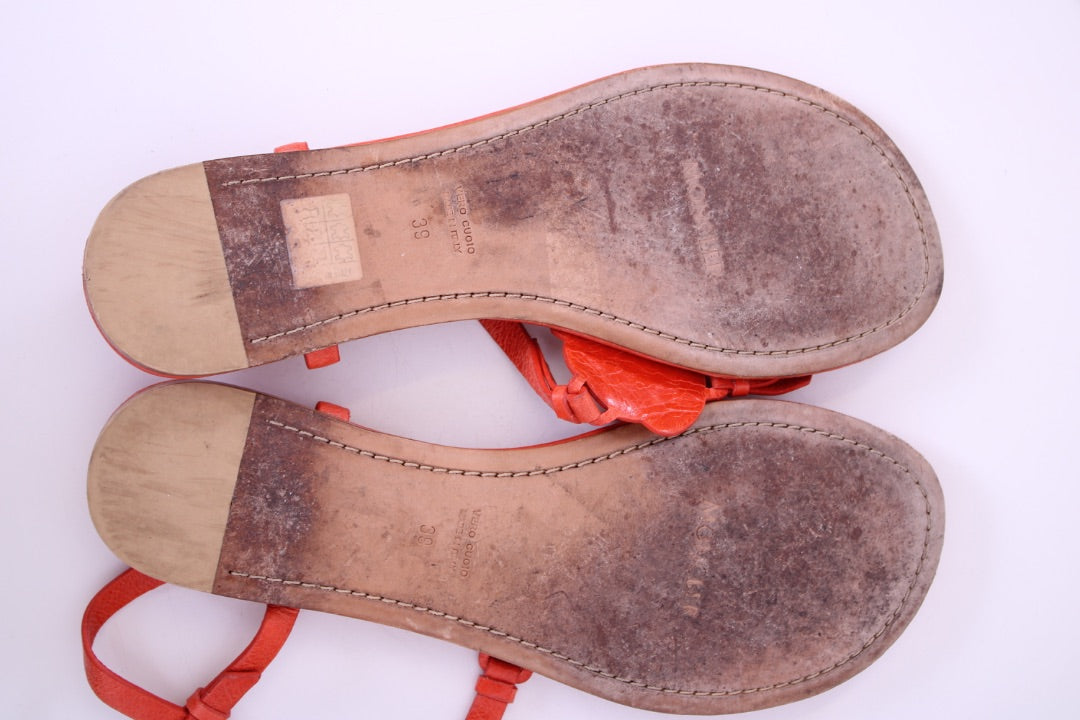 Moncler Leather sandal Orange 39