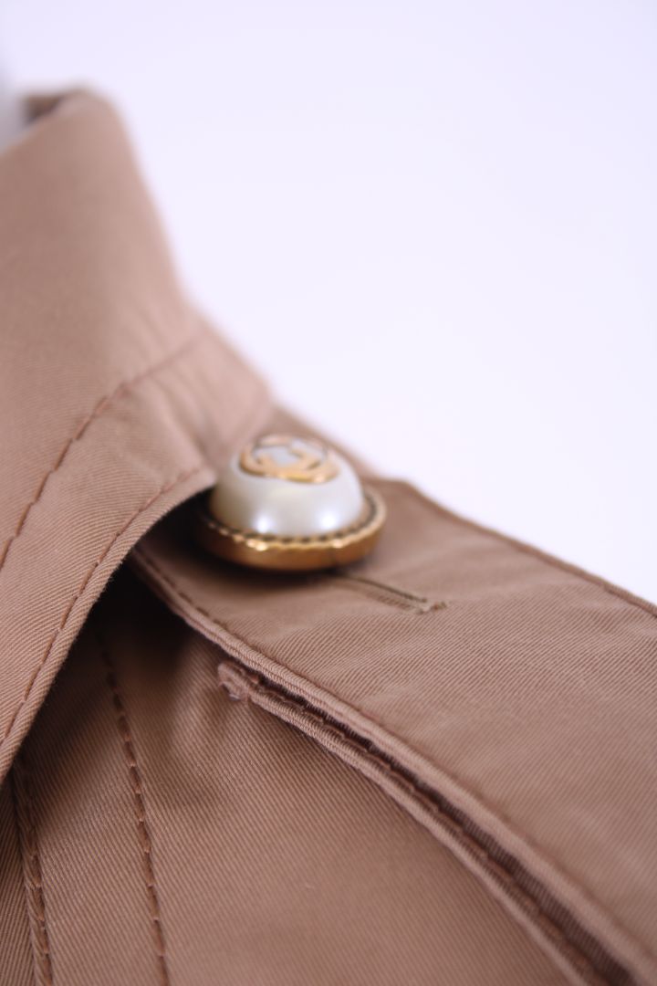 Gucci Pearl Button Trench Beige L