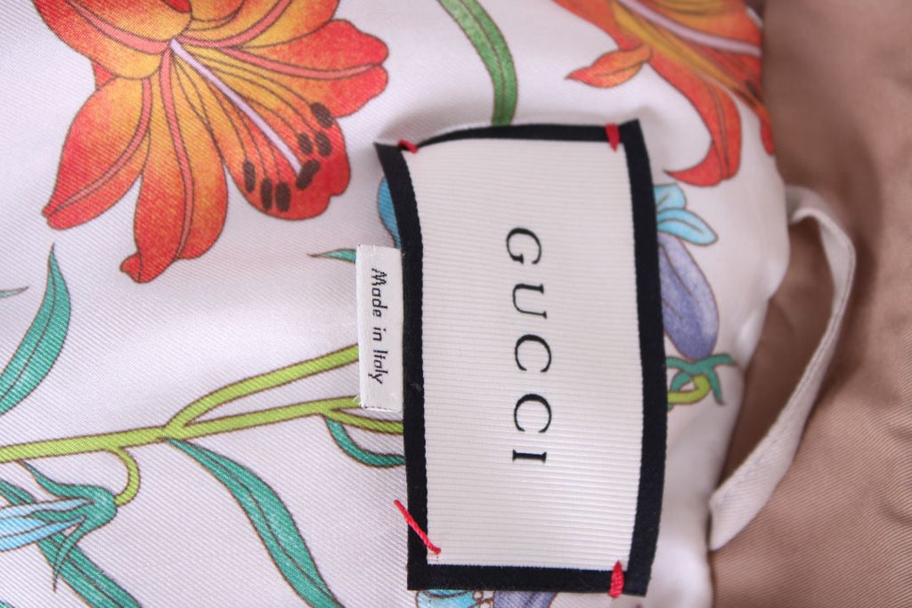 Gucci Pearl Button Trench Beige L