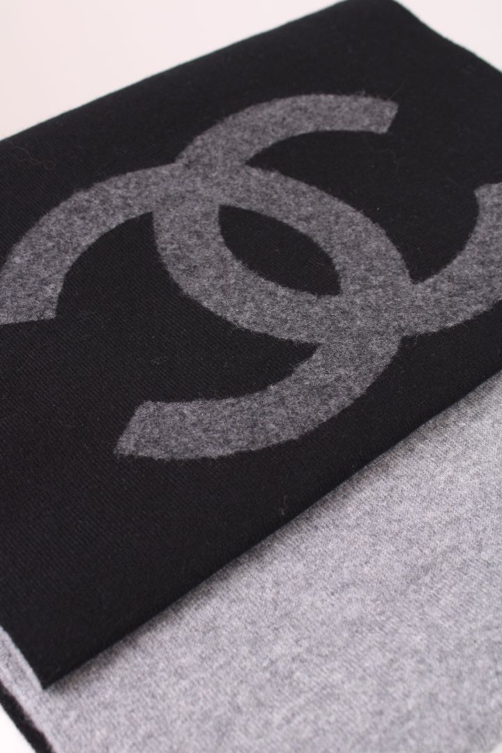 Chanel CC Scarf Black/ Grey