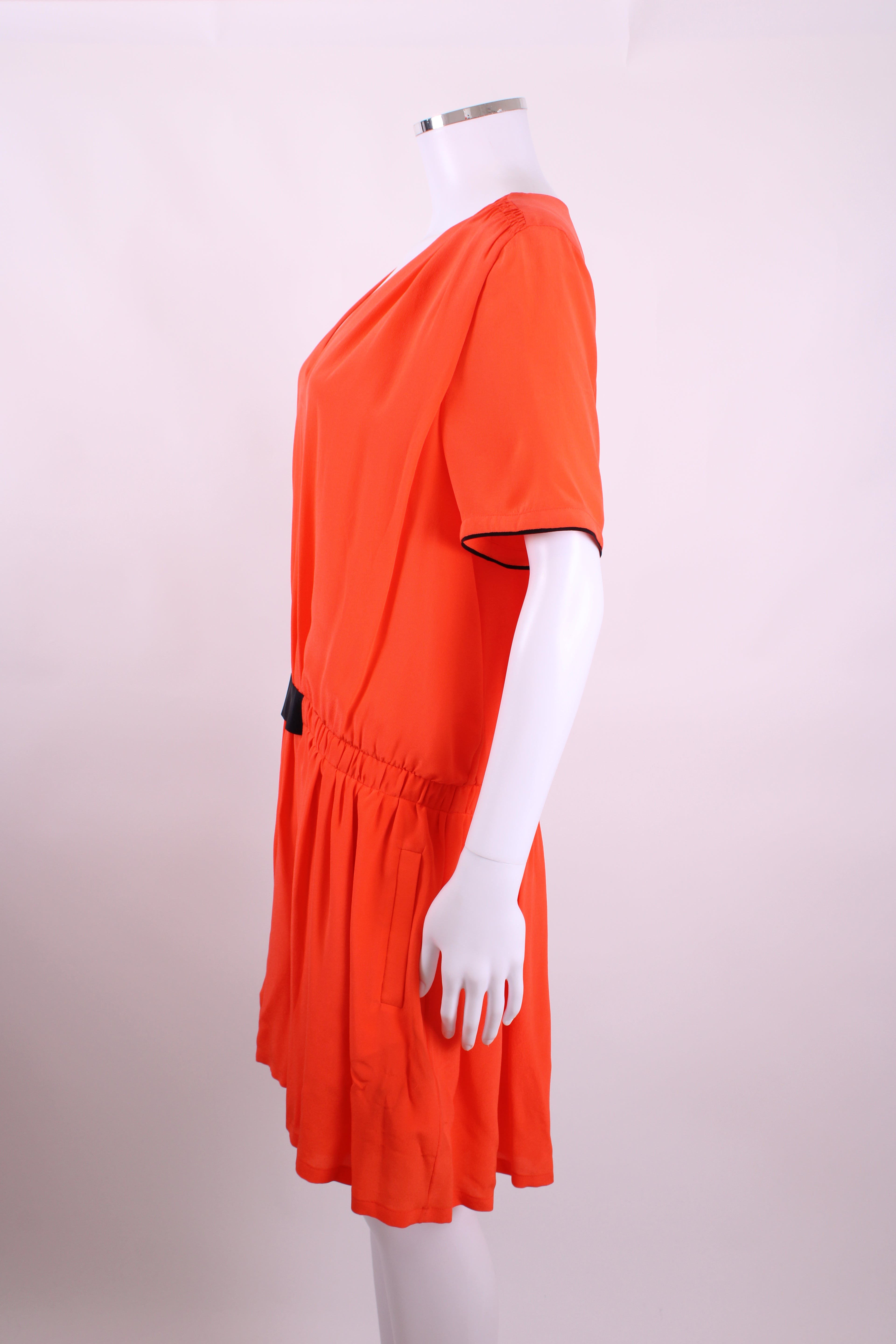 Victoria Victoria Beckham S/S V Neck Ruffle Hem Dress Orange 12 – Elite Preloved