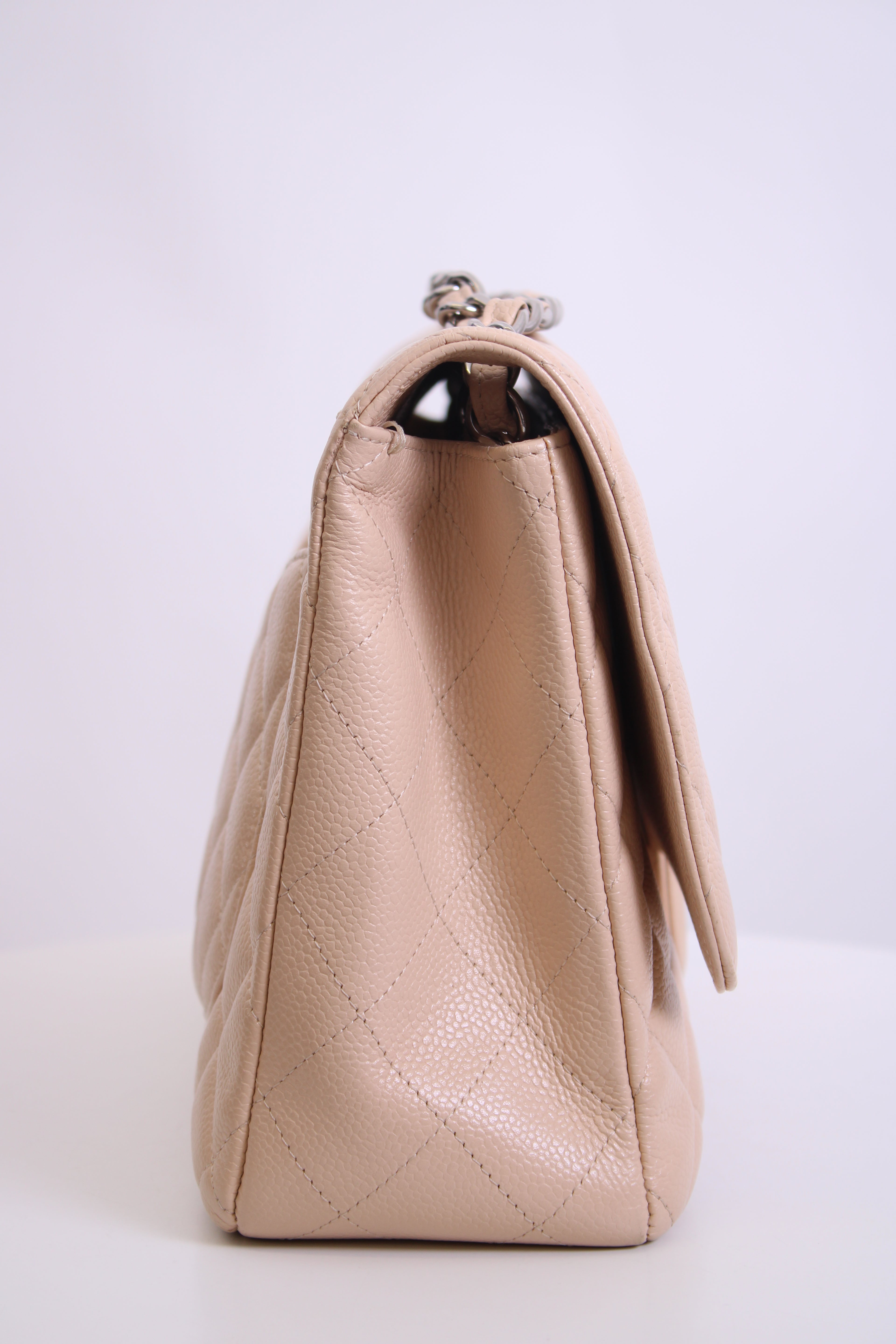 Nude Chanel Jumbo Classic Flap