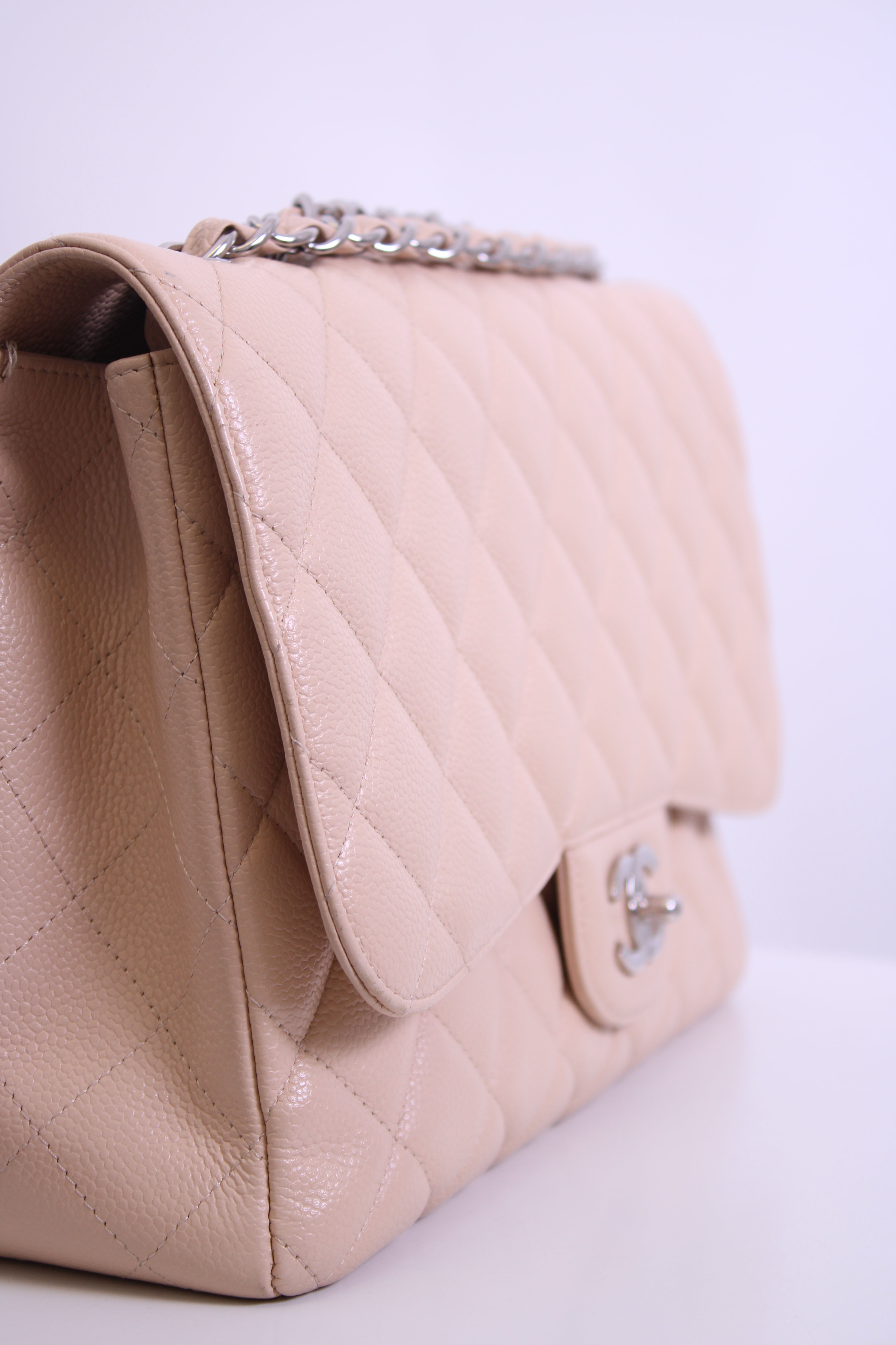 Nude Chanel Jumbo Classic Flap