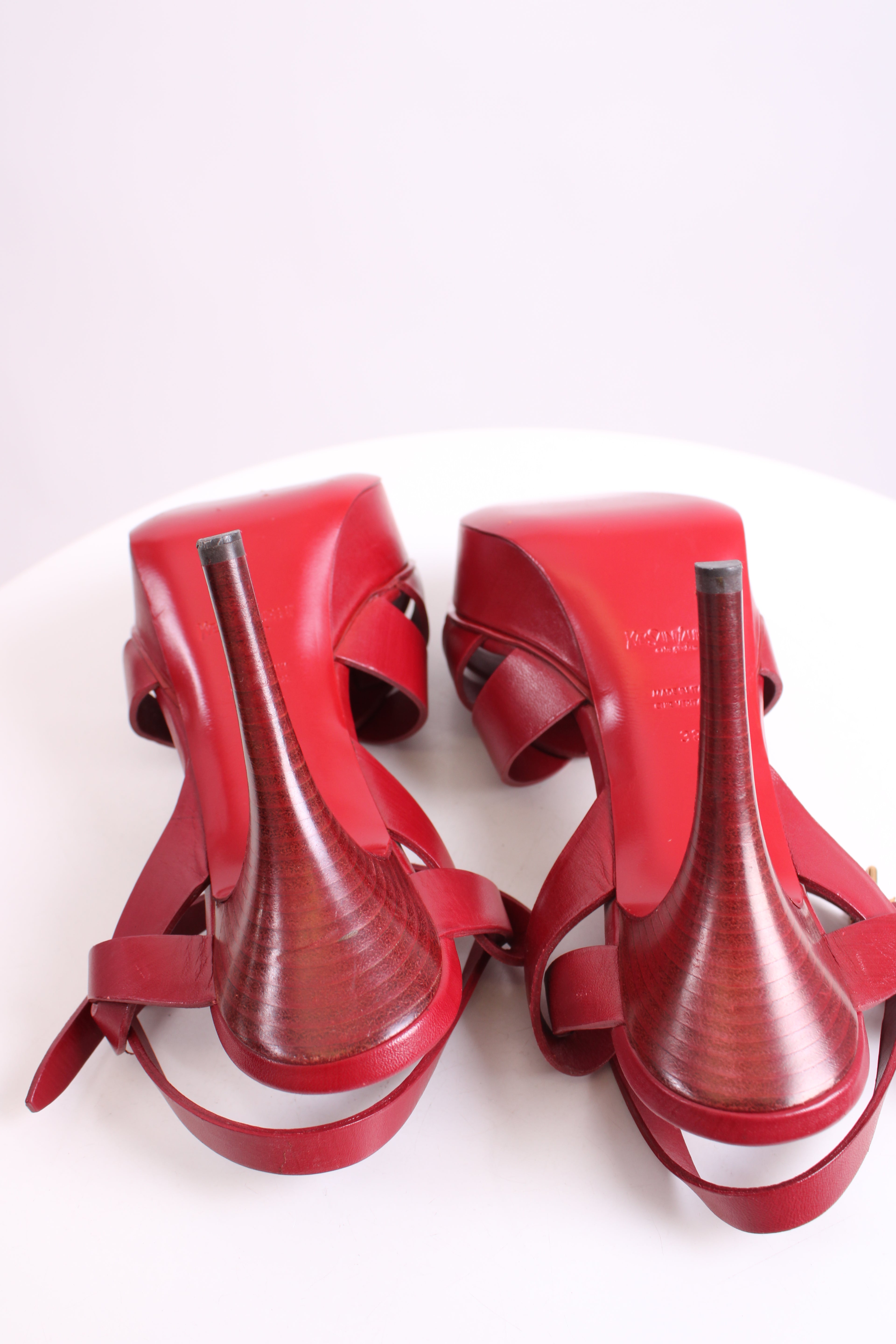 Yves Saint Laurent Tribute 75 Heels Red 38