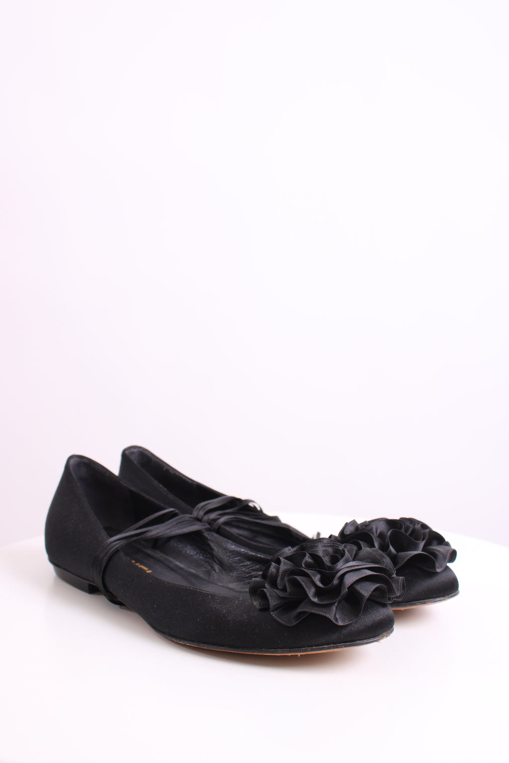 Chanel CC Ruffle Camellia Ballet Flats Black 38