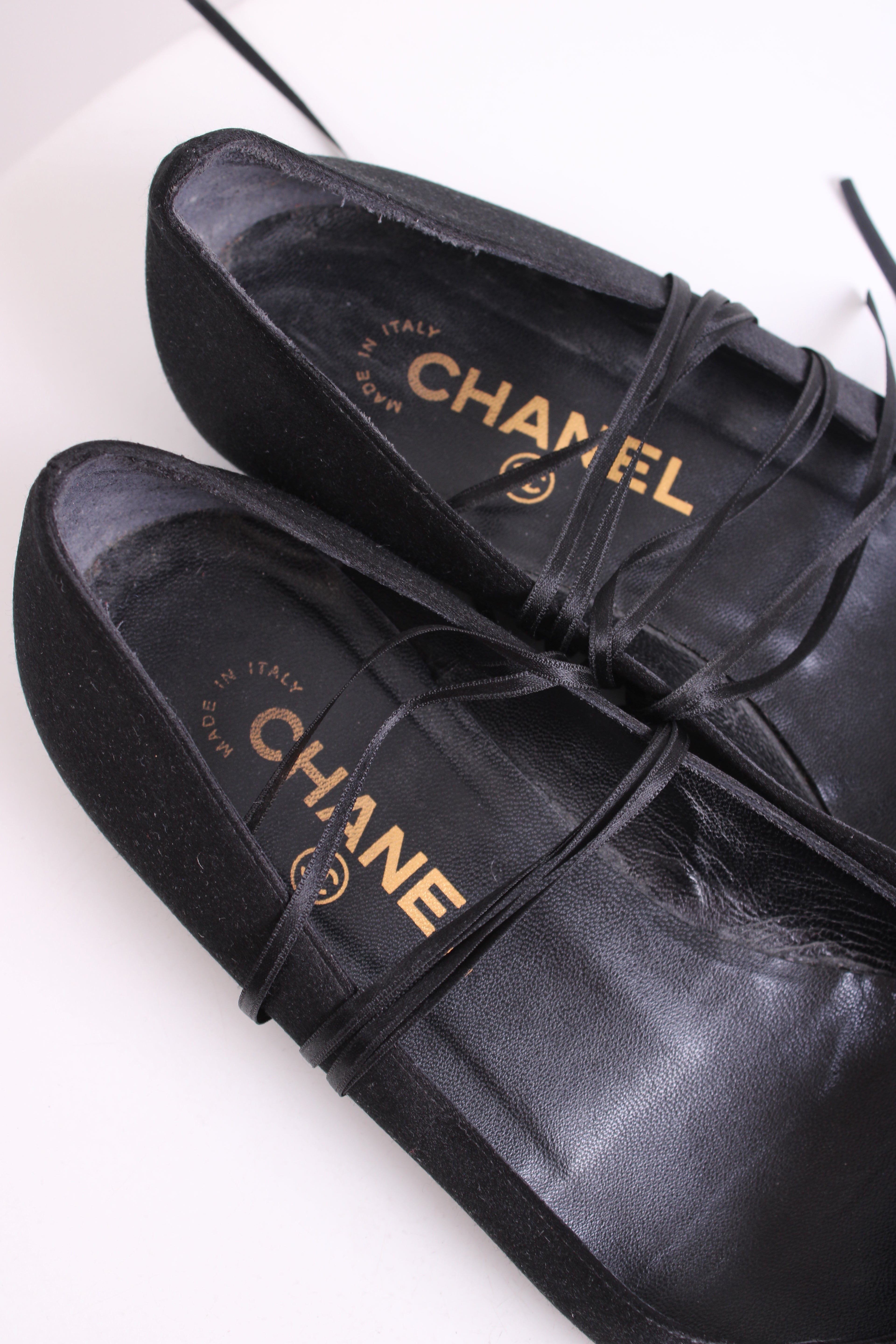 Chanel CC Ruffle Camellia Ballet Flats Black 38
