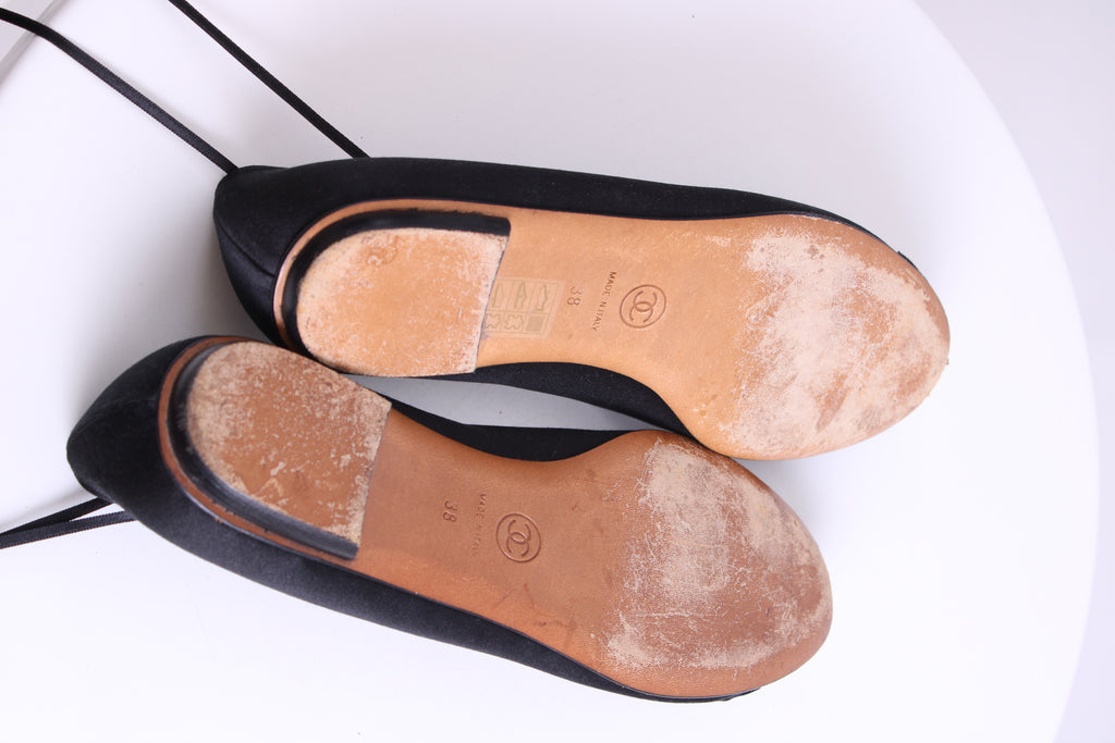 Chanel CC Ruffle Camellia Ballet Flats Black 38