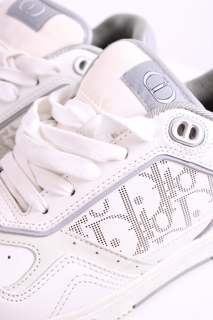 Dior B27 Trainers White/ Grey 37