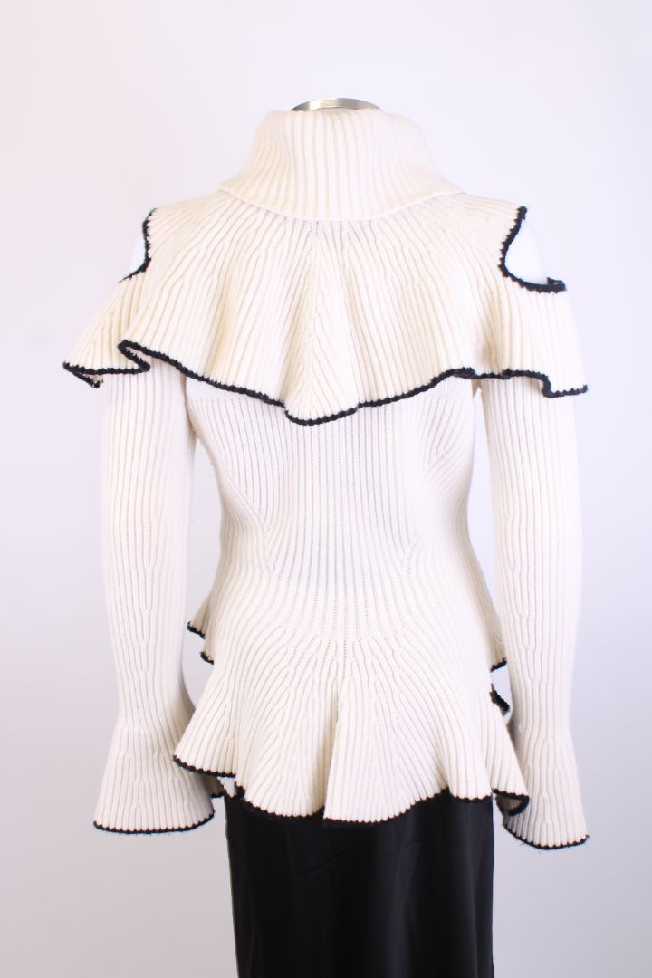 Alexander McQueen L/S Cold Shoulder Ribbed Jumper Cream/ Black L