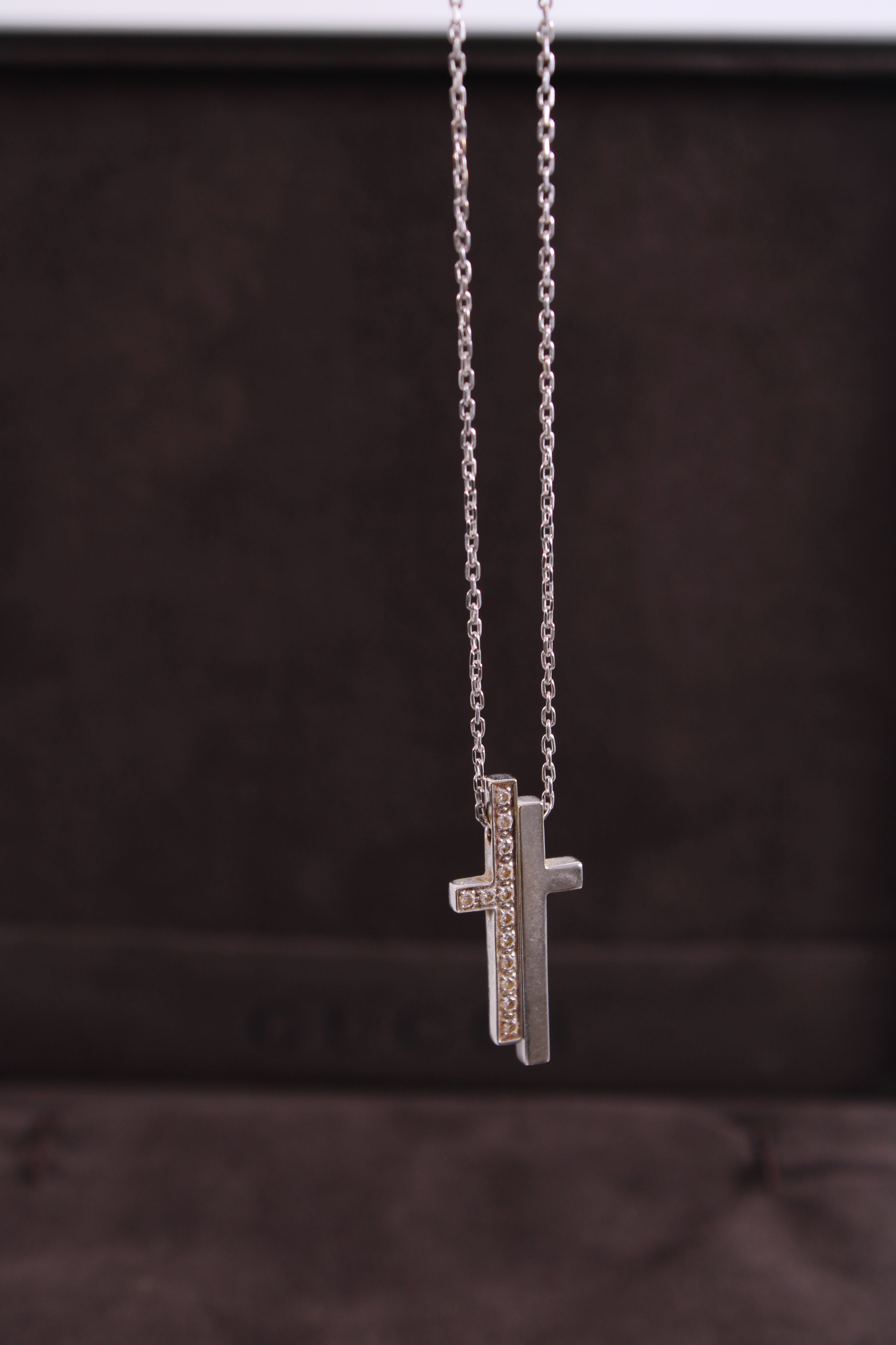 Gucci Diamond Split Cross Necklace 18ct White Gold