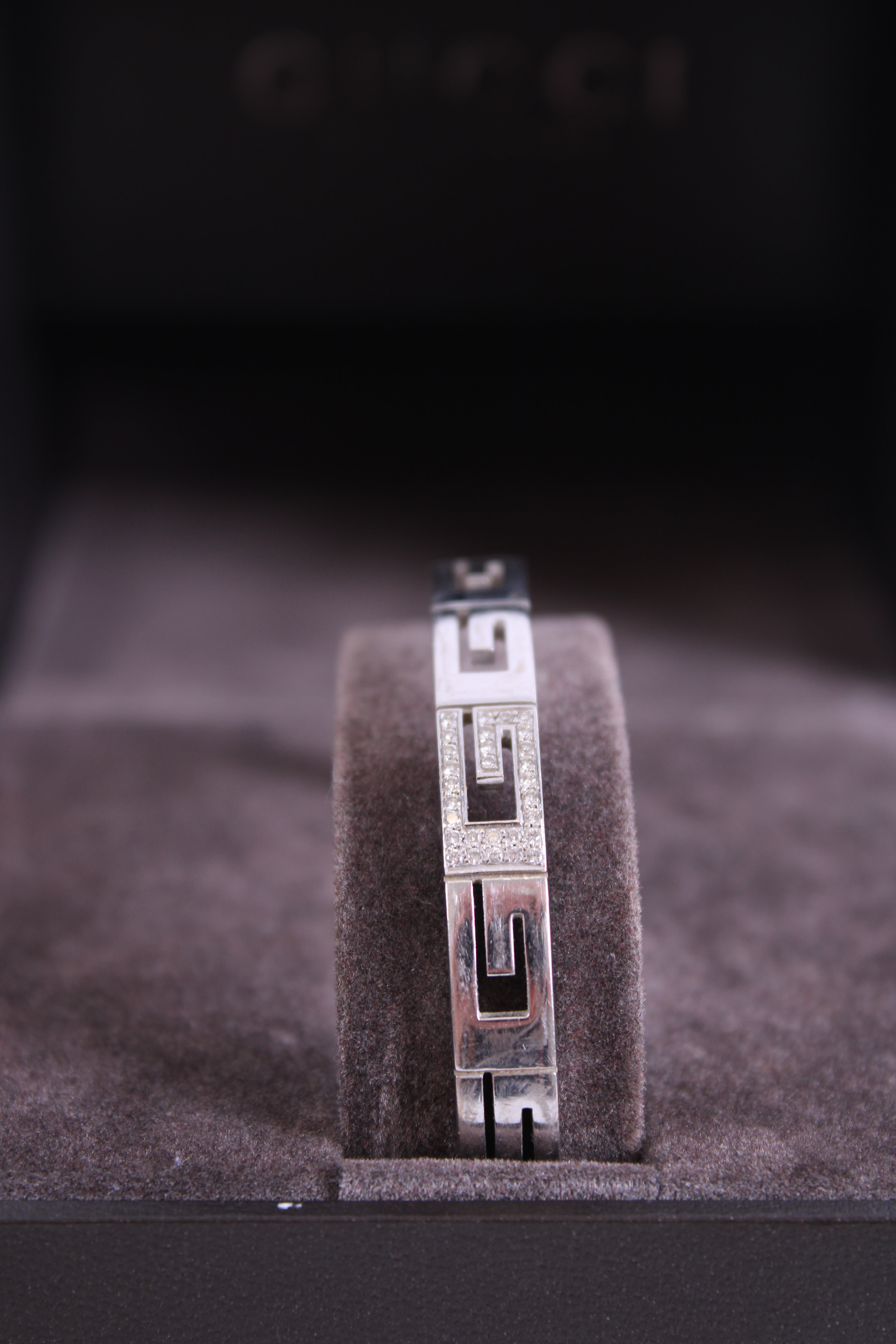 Gucci Bangle 18K White Gold 18