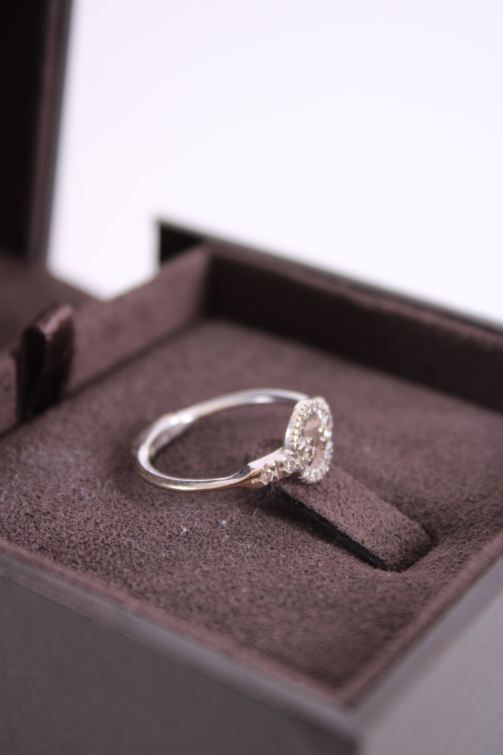 Gucci 18ct White Gold & Diamond Double G Ring 18ct White Gold 15